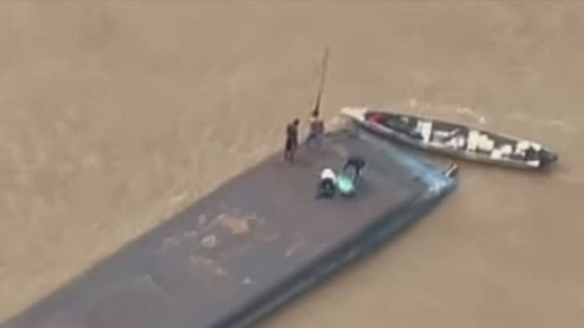 Embarcación cargada con combustible naufragó en el río Putumayo