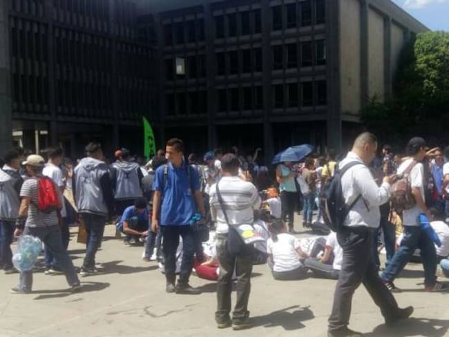 Comunidad de universidades públicas de Medellín protestan este martes