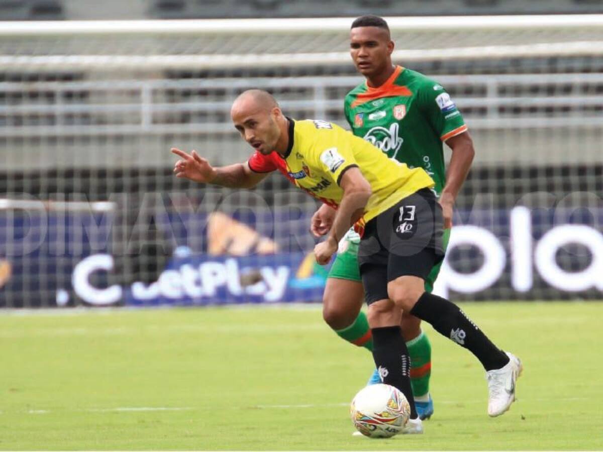 Pereira sigue sin reencontrarse con el triunfo: empate ante Envigado