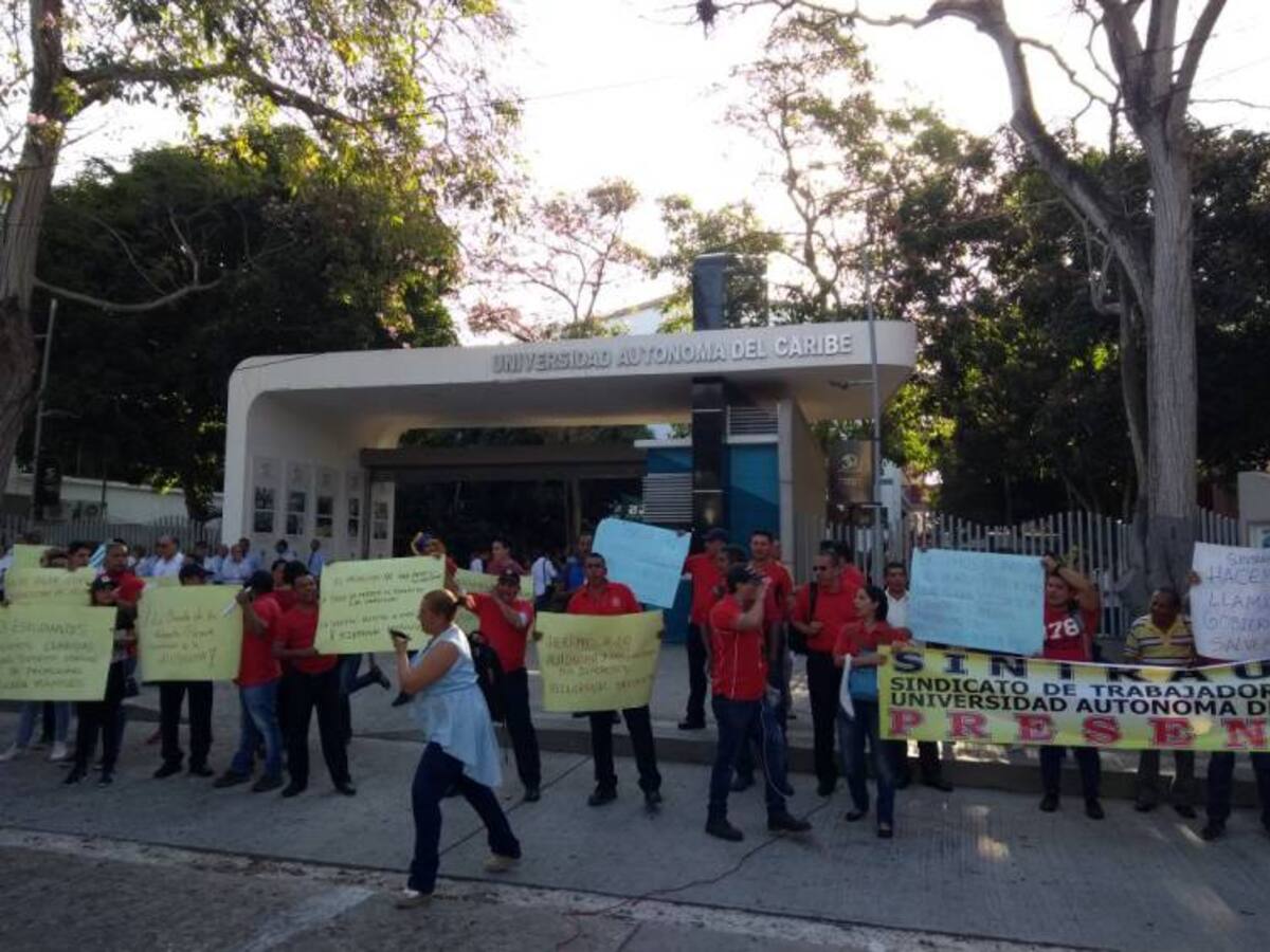 Trabajadores de la Uniautónoma piden a la Fiscalía acelerar investigaciones