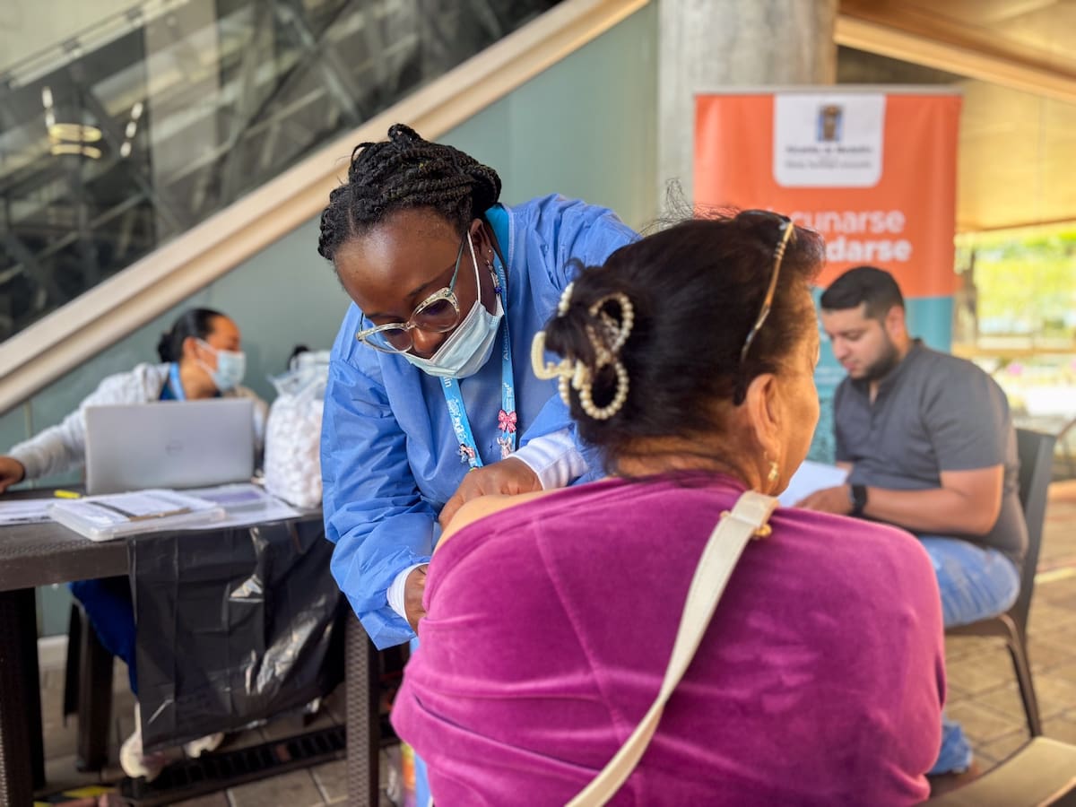 Habilitan en Medellín más de 80 puntos para la nueva jornada nacional de vacunación