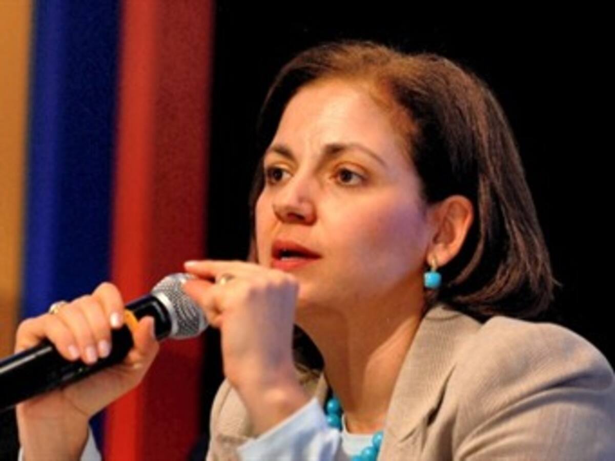 Senadora María del Rosario Guerra apoya suspensión de gobernador de Sucre