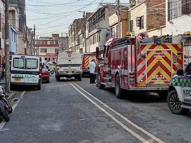 Mueren 4 integrantes de una familia al parecer por inhalación de gas