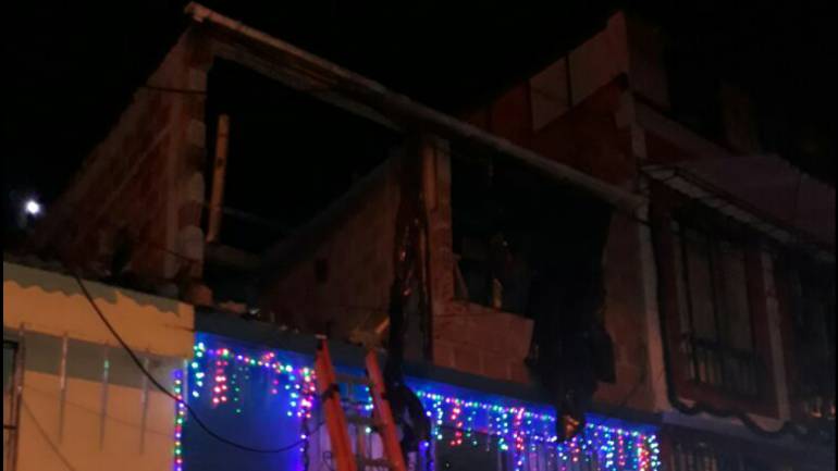 En esta vivienda fabricaban pólvora artesanalmente, según el reporte de los Bomberos de Manizales. 