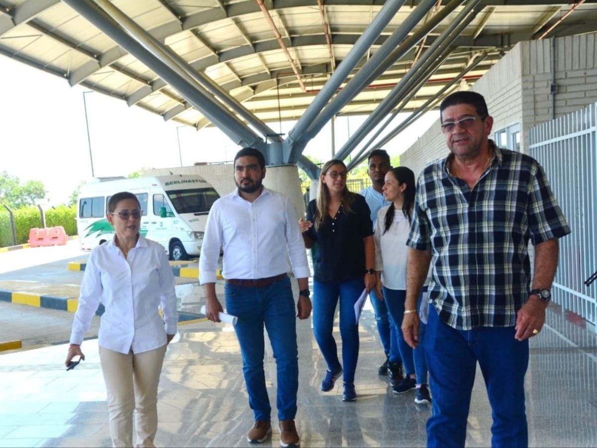 Buses de Transcaribe llegarían hasta Tierrabaja y Terminal del Norte