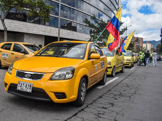 Protestas de taxis en Bogotá. Foto: Getty Images.