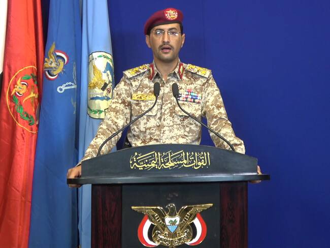 An image grab taken from a video made available by al-Huthi Media Office shows Huthi military spokesman Brigadier-General Yahya Saree speaking at a press conference on September 14, 2019, during which Yemen&#039;s Iran-aligned rebels claimed responsibility for the drone attacks on Saudi Aramco&#039;s processing plants in Abqaiq and Khurais. Saudi Arabia said it was ready to respond to drone attacks claimed by Iran-aligned Yemeni rebels on two major oil facilities, which severely disrupted production as Washington blamed Tehran for the strike. (Photo by Al-Huthi Group Media Office / AFP) (Photo by -/Al-Huthi Group Media Office/AFP via Getty Images)