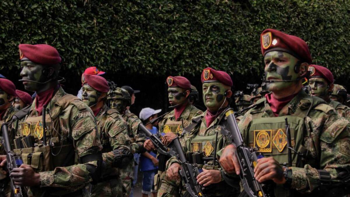 La ciudad de Medellín, disfrutó de las exhibiciones del desfile militar del 20 de Julio