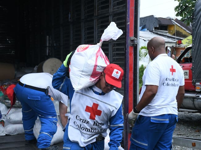 Más de 400 toneladas de ayudas ya llegan a afectados por el terremoto en Colombia. Foto: Cruz Roja Colombiana.