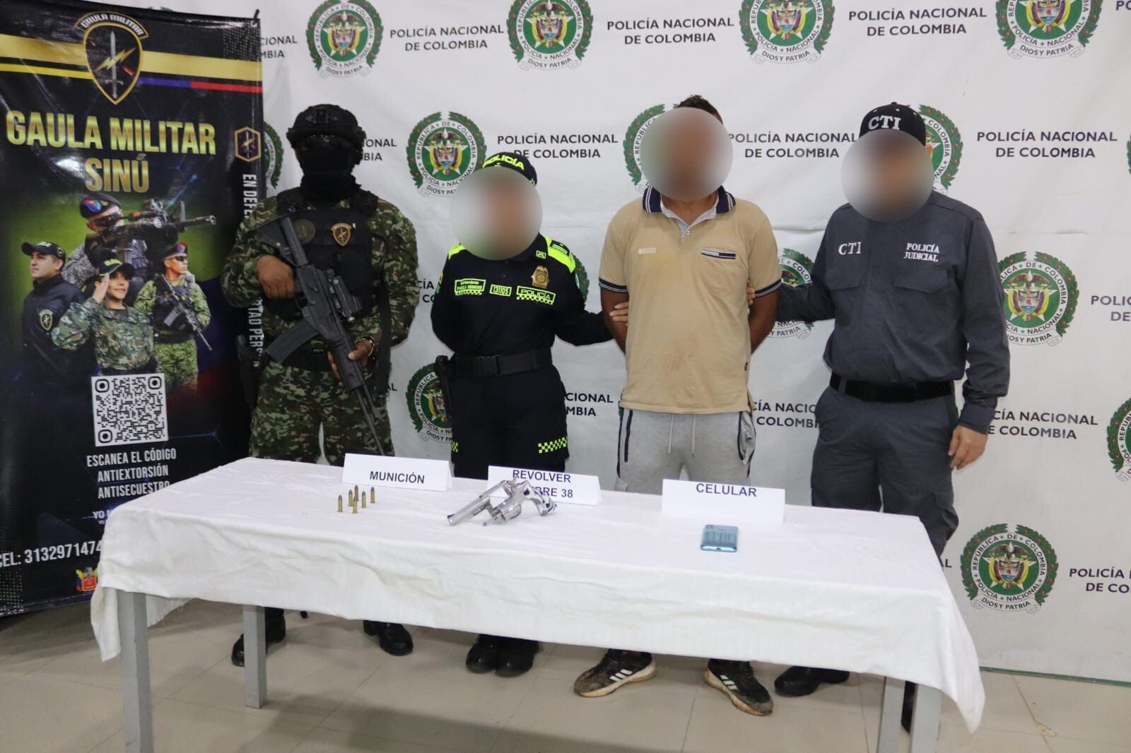 Capturan a presunto jefe de sicarios del Clan del Golfo en Montería: estaría investigado por 12 homicidios. Foto: Ejército.