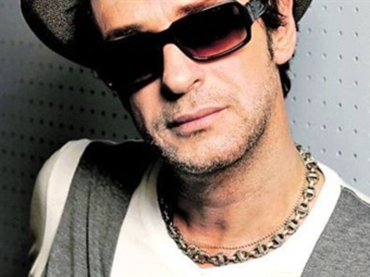 Cerati llega a Argentina tres semanas después de sufrir un edema cerebral en Caracas