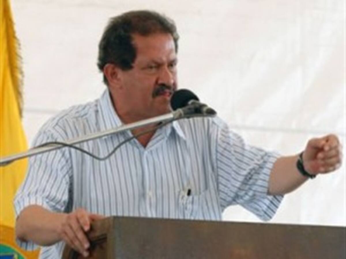 'Quince mil pesos no alcanzan', nueva critica del Vicepresidente a ajuste salarial