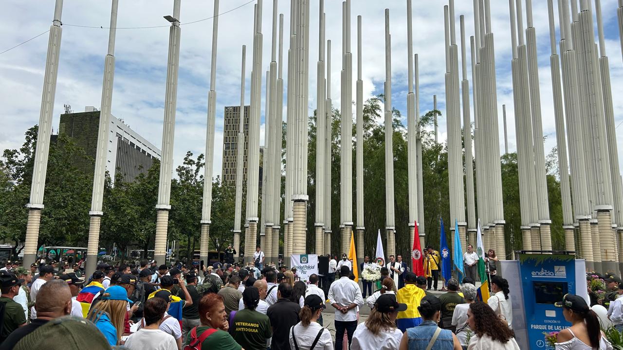 Plantón por la democracia y contra la violencia. Foto: Caracol Radio.