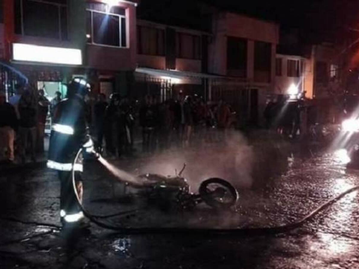 En Pasto dos motocicletas han sido incineradas a delincuentes en la última semana