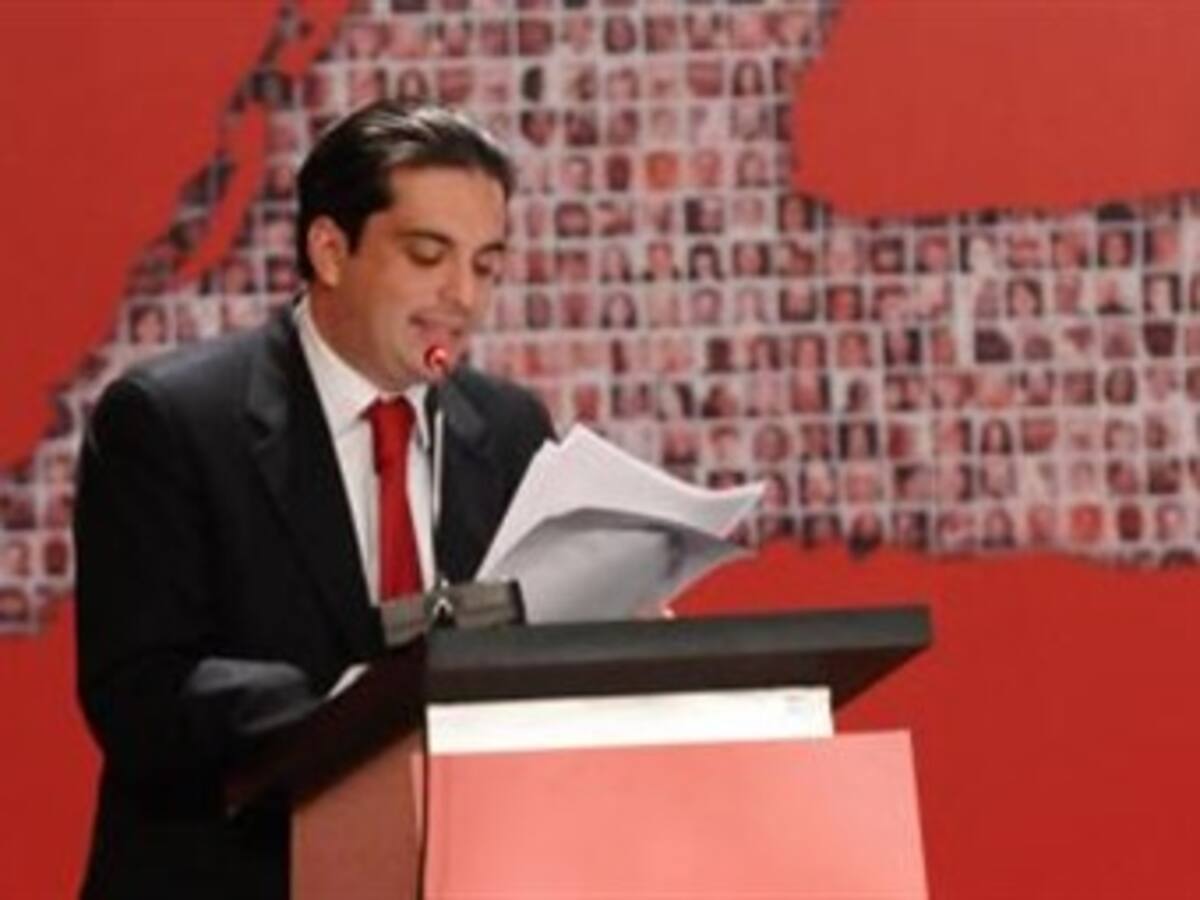Ratifican a Simón Gaviria en la presidencia del Partido Liberal