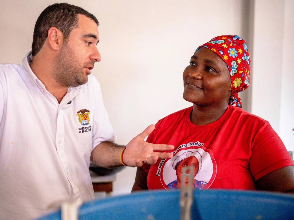 Gobernador apoyará a líder de La María que sostiene un comedor para 200 personas diarias