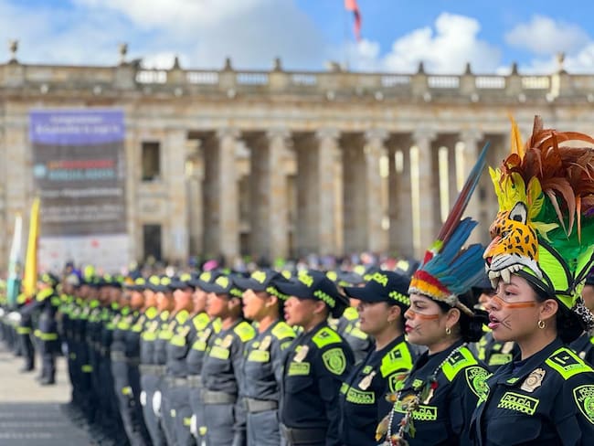 2.654 mujeres y hombres se graduaron como patrulleros. Cortesía: Policía Nacional.