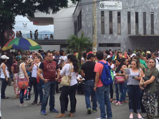Cerca de 2000 docentes marcharon desde la Plaza de Bolívar hasta Cosmitet