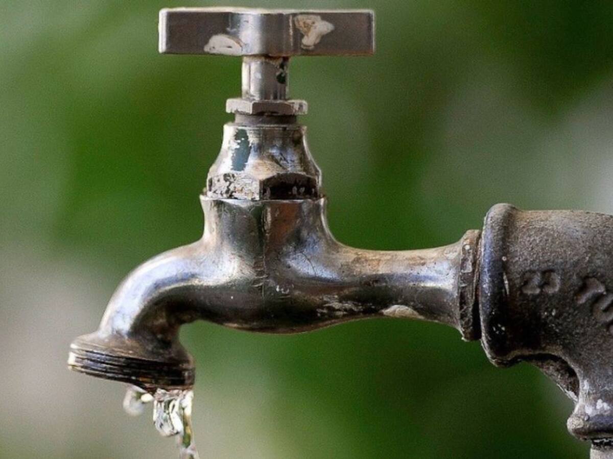 Sin agua tres barrios de Bucaramanga