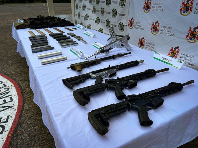 Incautación de armamento al Clan del Golfo en Jericó. Foto: Cortesía Ejército
