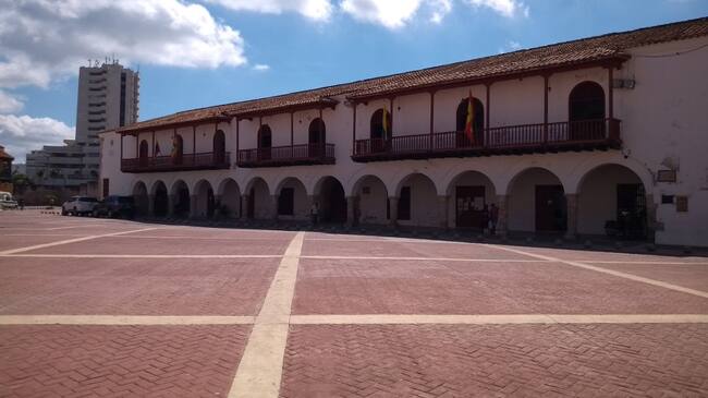 La reunión se realizará en el despacho del mandatario en el Palacio de la Aduana con la Policía, Armada, Fiscalía, Procuraduría y Migración