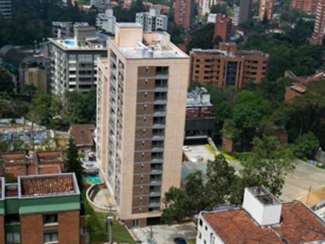 Prohíben ingreso a edificio Mantua en Medellín por problemas estructurales