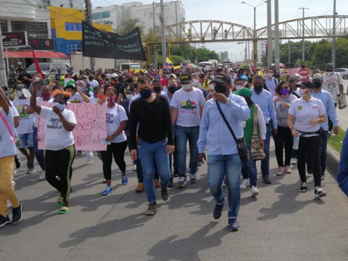 Centrales obreras convocaron paro nacional para el 21 de octubre
