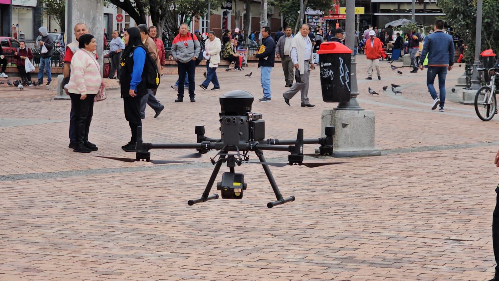 Cuatro drones patrullan la capital nariñense. | Foto: Caracol Radio
