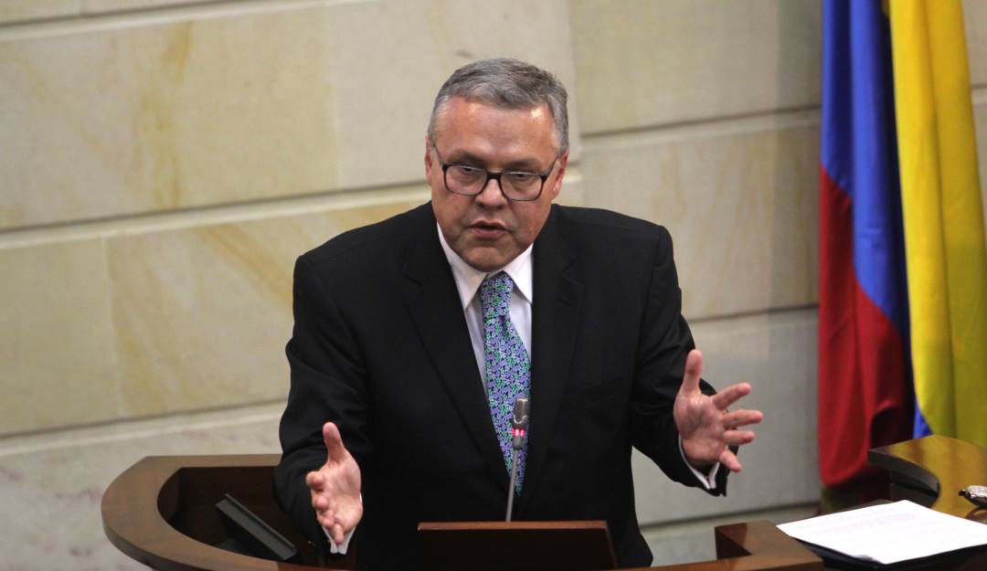 Néstor Osuna, ministro de Justicia 