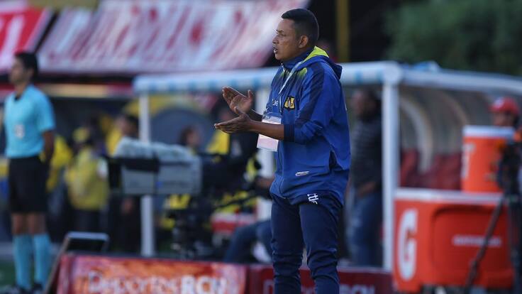 César Torres: “Estamos en conversaciones para dirigir al Deportivo Pasto”