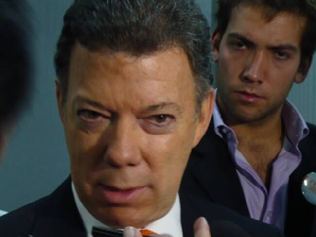 El candidato Juan Manuel Santos advierte que se la está jugando para ganar en primera vuelta