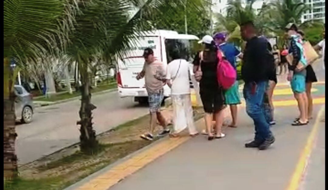 El hecho se presentó en pleno paseo peatonal de Castillogrande 