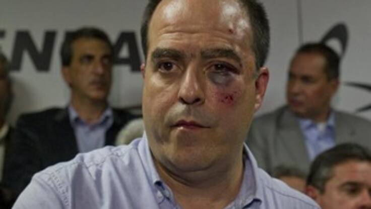 Así se escucharon los hechos de violencia dentro de la Asamblea Nacional de Venezuela