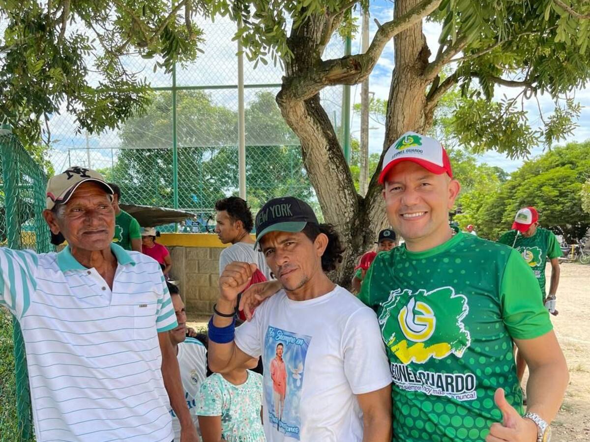 Leonel Guardo propone construir más escenarios deportivos en Arjona