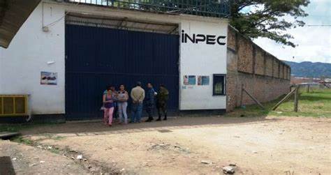 Más de 17 Internos pretendieron fugarse de carceleta en Pitalito