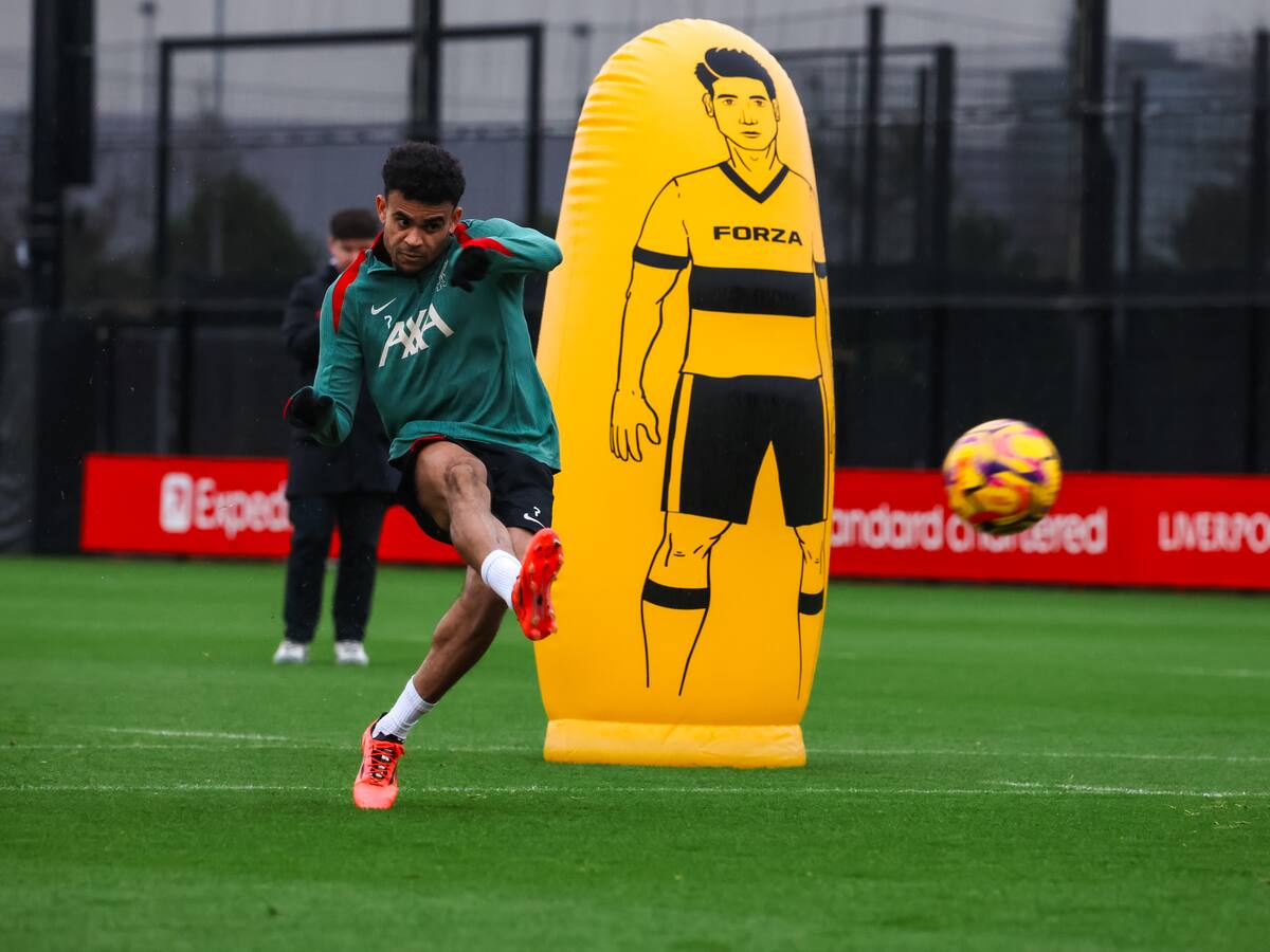 Arne Slot y un nuevo elogio a Luis Díaz en la posición de ‘9′: esto dijo