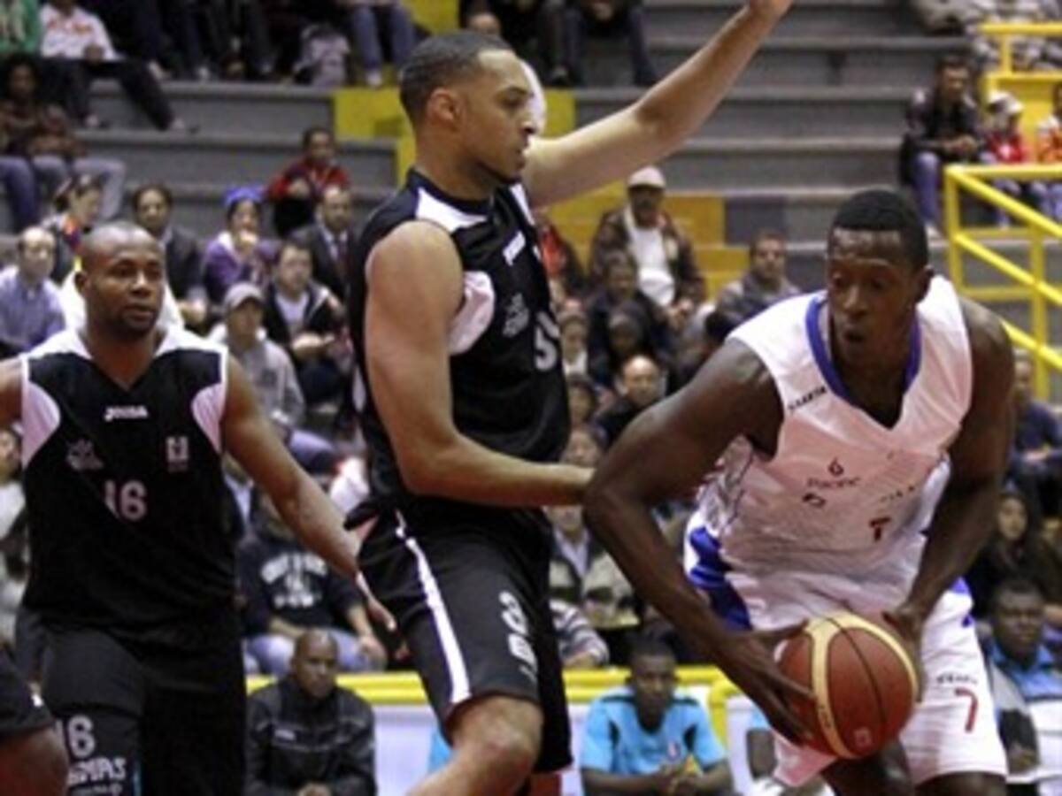 Once Caldas se quedó con el clásico regional en la Copa Invitacional de Baloncesto