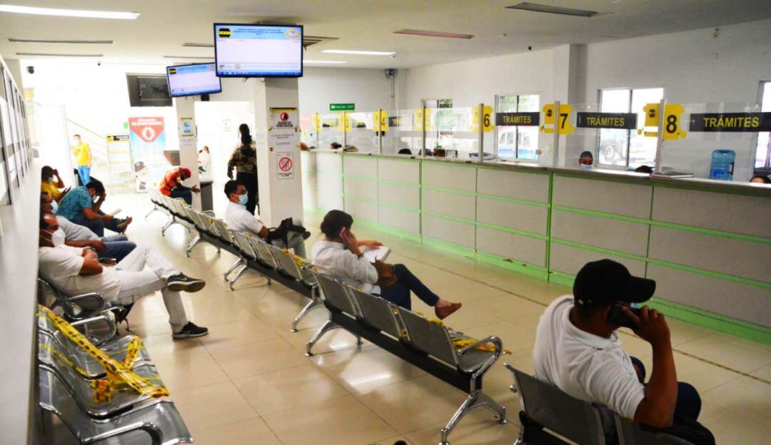 En las sedes de Manga, Espinal y Ronda Real se atenderá en su horario habitual lunes 11, martes 12, y miércoles 13 de abril