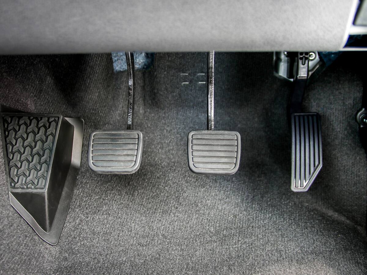 ¿Qué hacer cuando el embrague está duro? 10 causantes de este deterioro en un carro