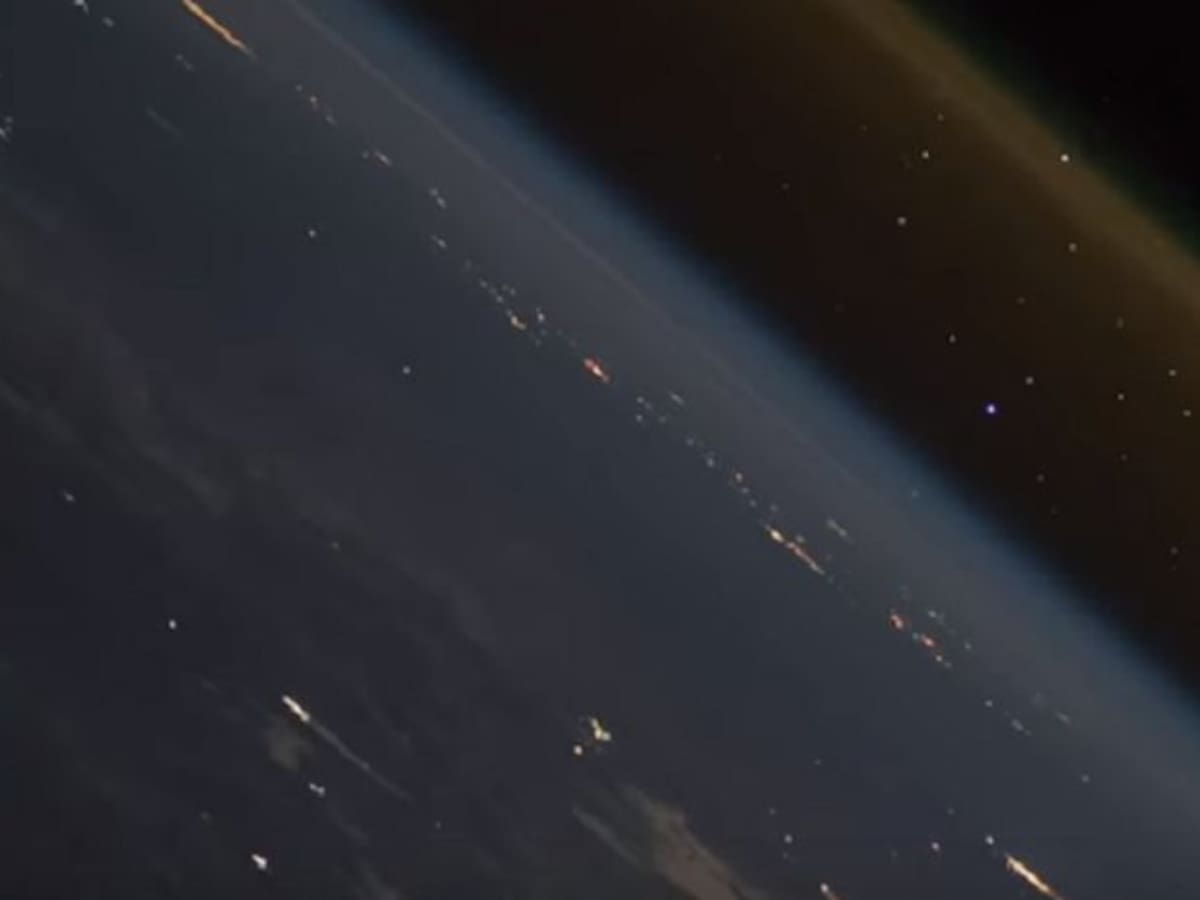 Impresionante lanzamiento de cohete desde el espacio