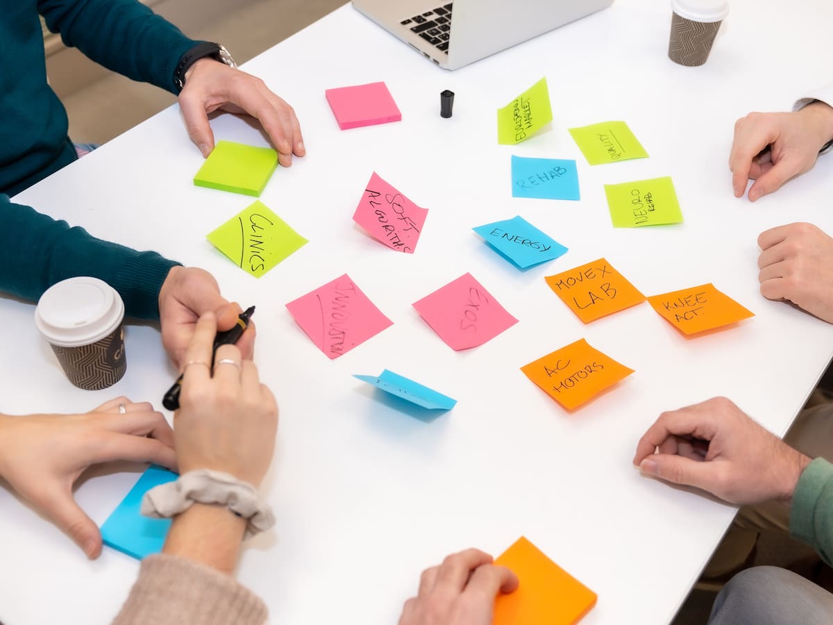 ¿Cuántas horas laborales son en Colombia 2025? Cálculo por semana y día