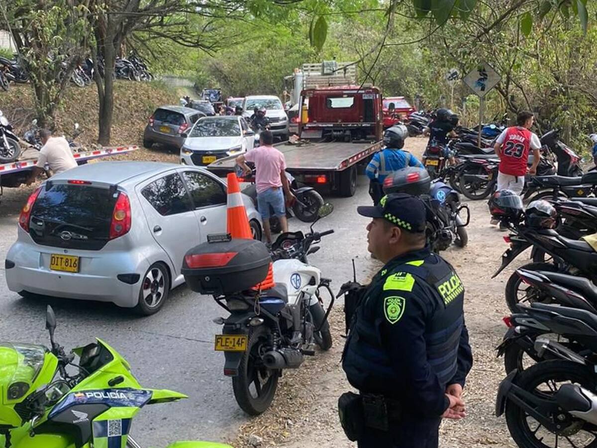 Inmovilizaron 16 motocicletas que estaban abandonas en un balneario de Ibagué
