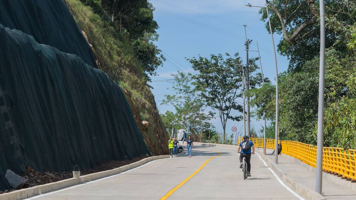 Ya está habilitada la nueva vía de acceso al Aeromatecaña por el barrio Gilberto Peláez
