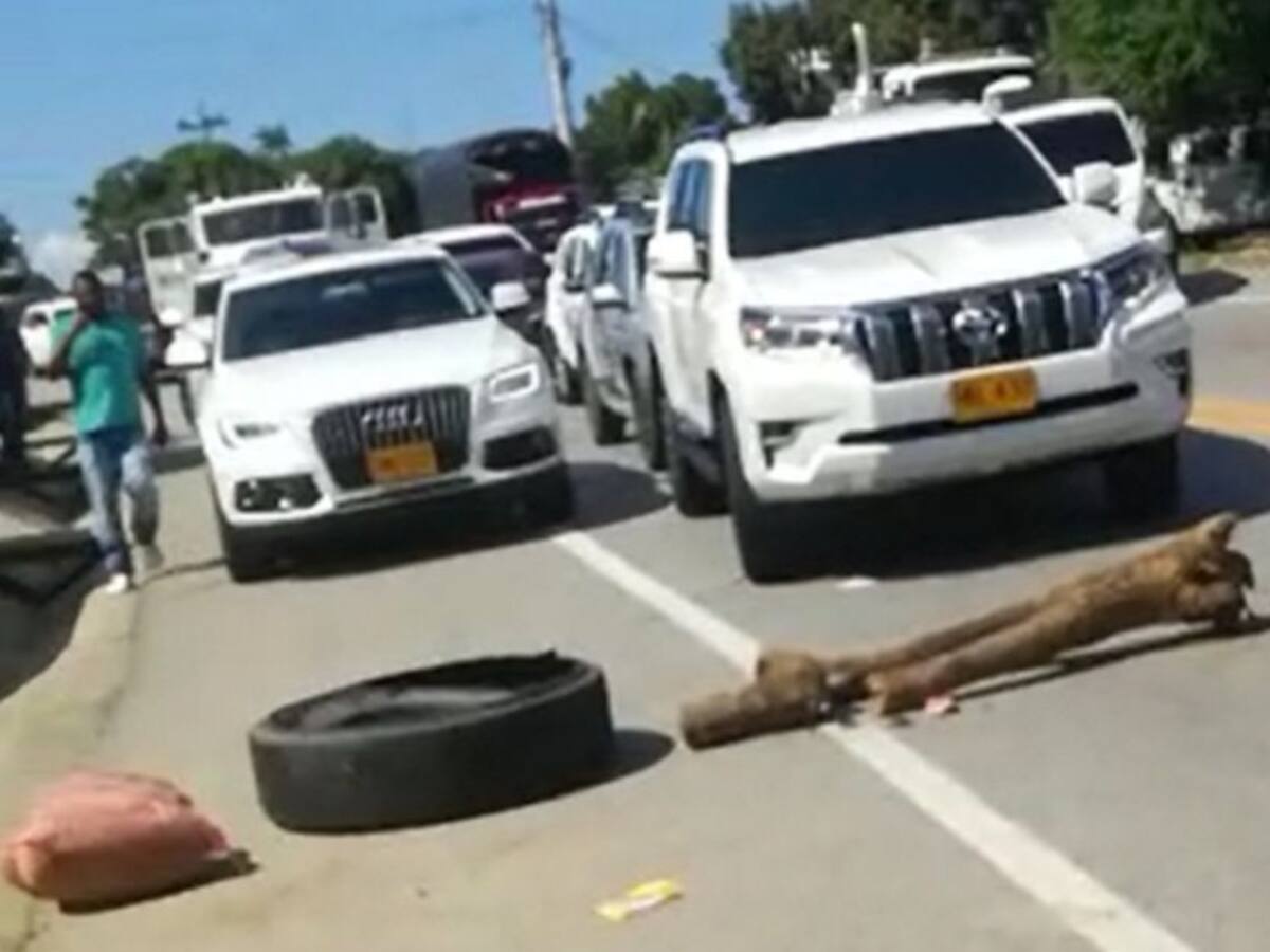 En San Cayetano bloquearon la Troncal de Occidente por cortes de energía