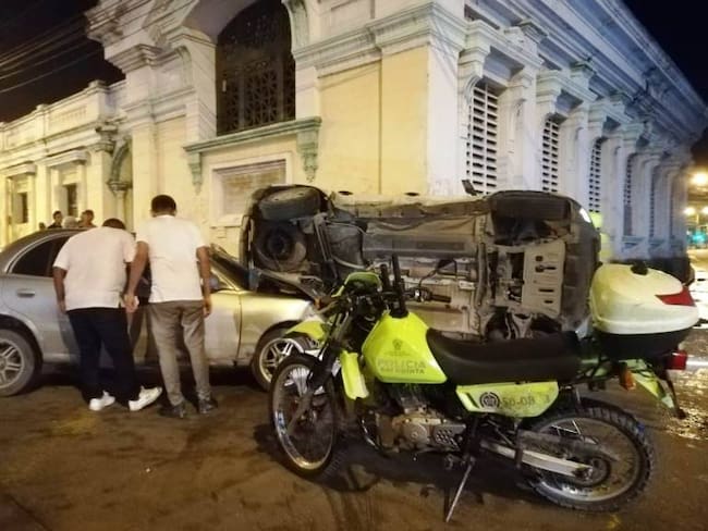 Aparatoso accidente en la Avenida Pedro de Heredia en Cartagena