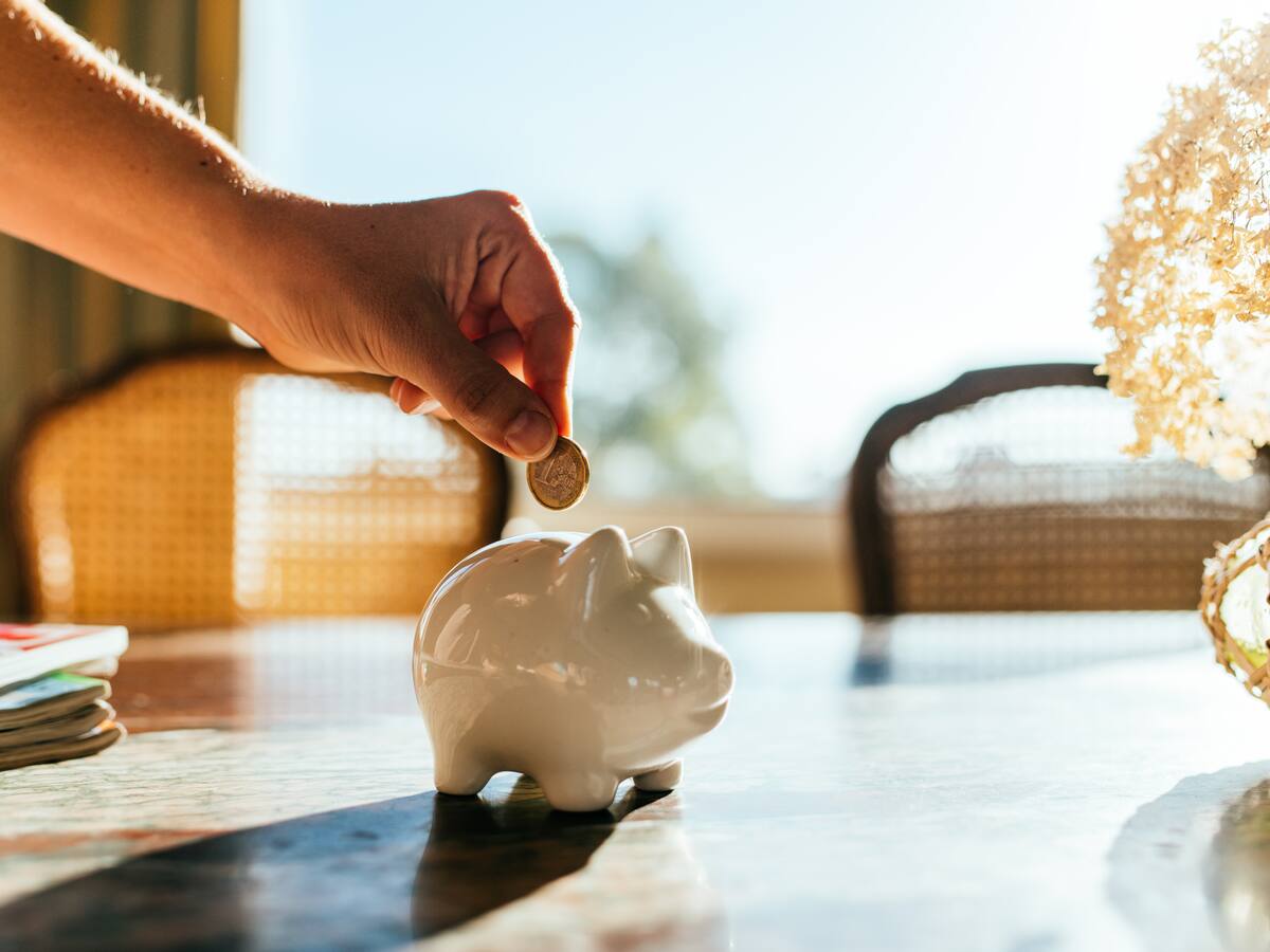 Decreto sobre servicios postales de pago abre debate por la protección del ahorro en Colombia