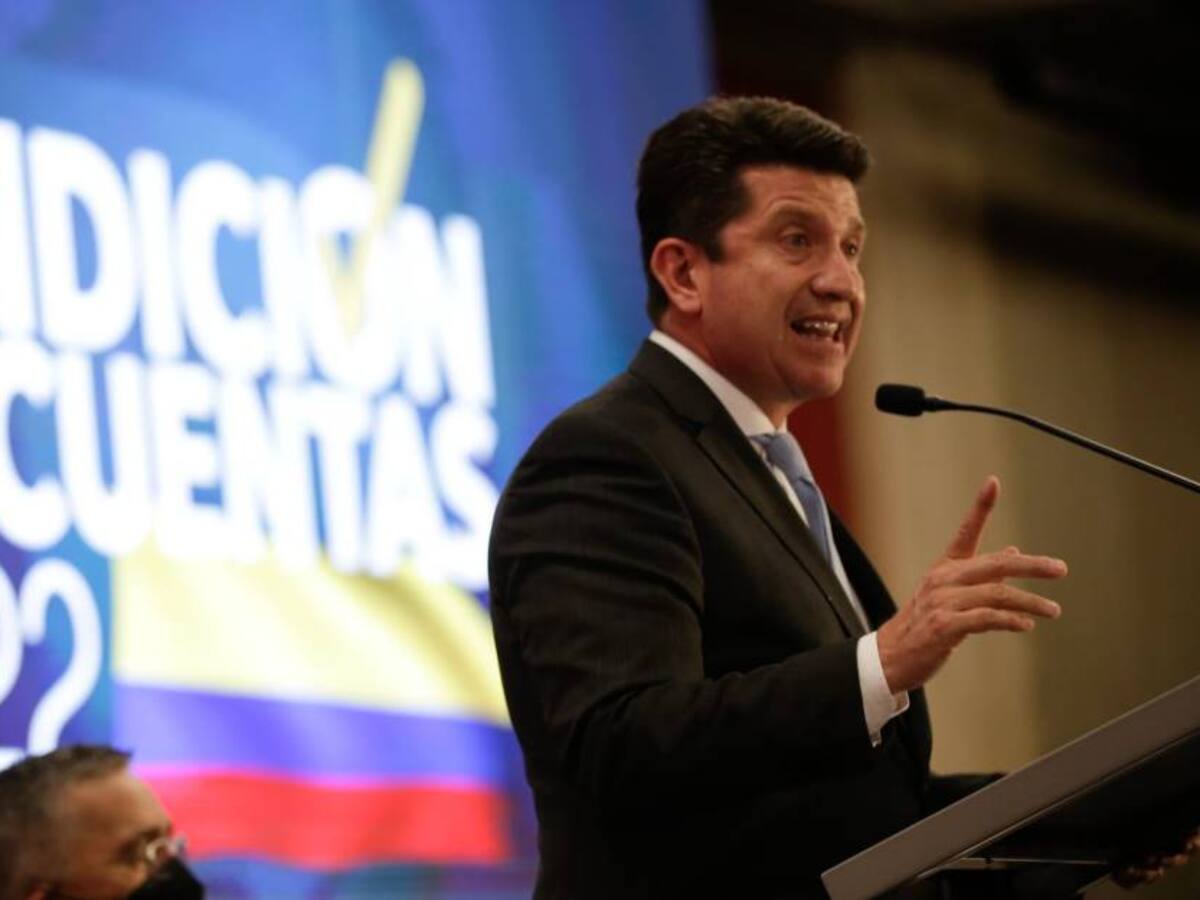 Fiscalía archivó proceso contra exministro de Defensa Diego Molano