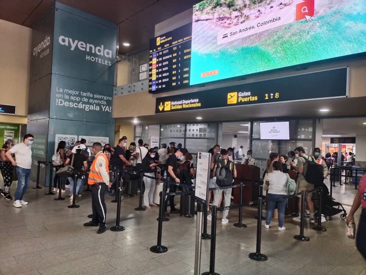 Falla en circuito de luces de pista generó cierre temporal en aeropuerto de Cartagena