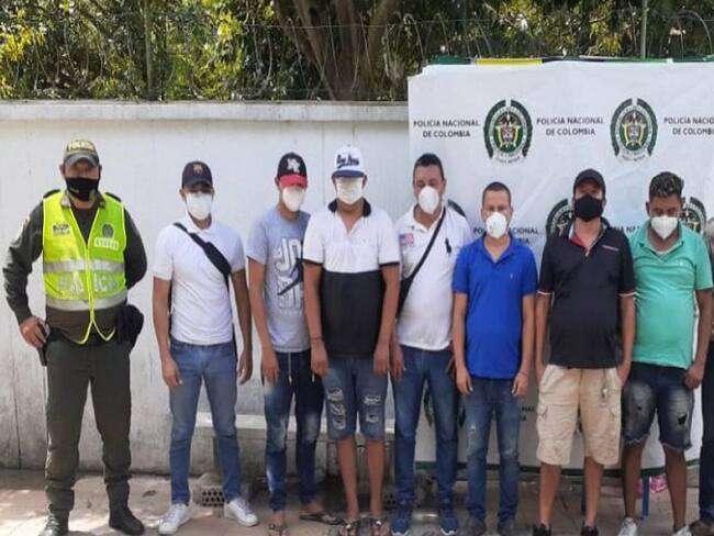 9 capturados en gallera clandestina en Piojó