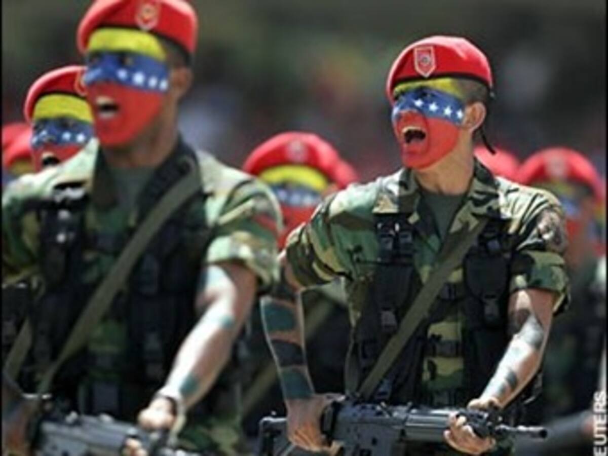 Capriles hace un llamado a los militares venezolanos para que se unan a su propuesta política